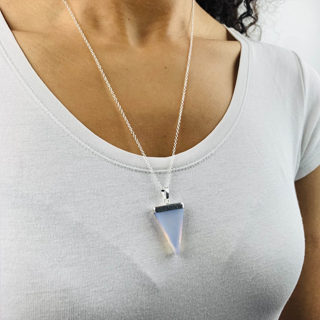 Necklace opalite triangle model