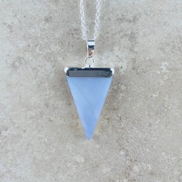 Necklace opalite triangle
