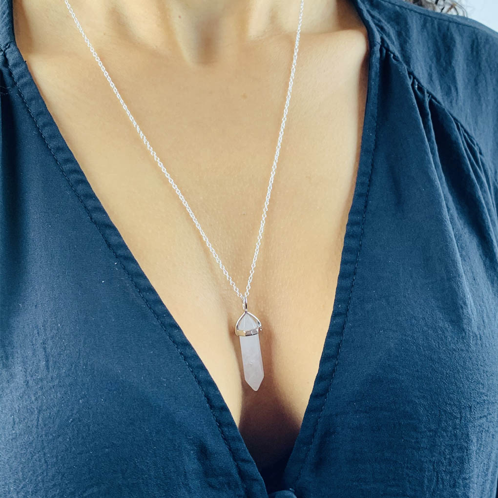quartz point necklace model
