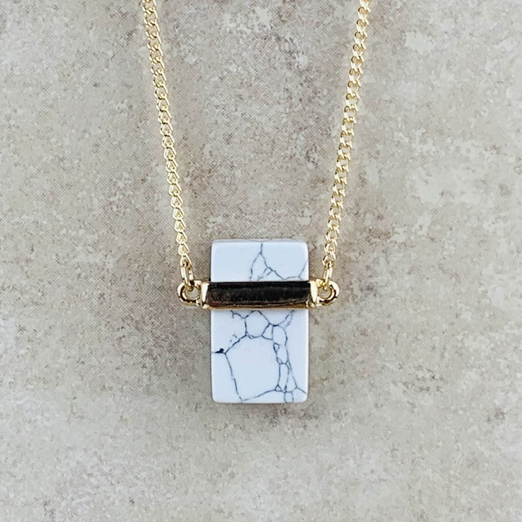Howlite rectangle necklace2